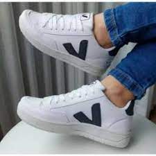 Tênis vert feminino é melhor que Converse